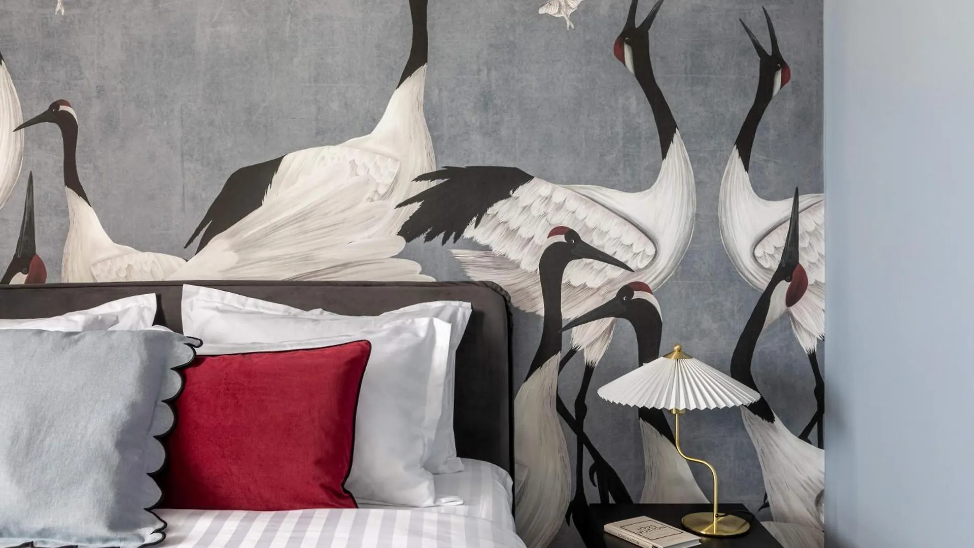 דירות בוקרשט Lucky Cranes